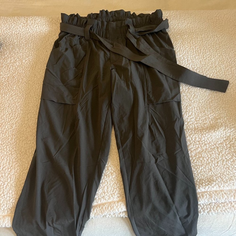 Athleta Women's Olive Skyline Belted Pants Paperbag Tied Waist
